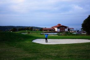  Hotel Golf Resort Olomouc  Товерж